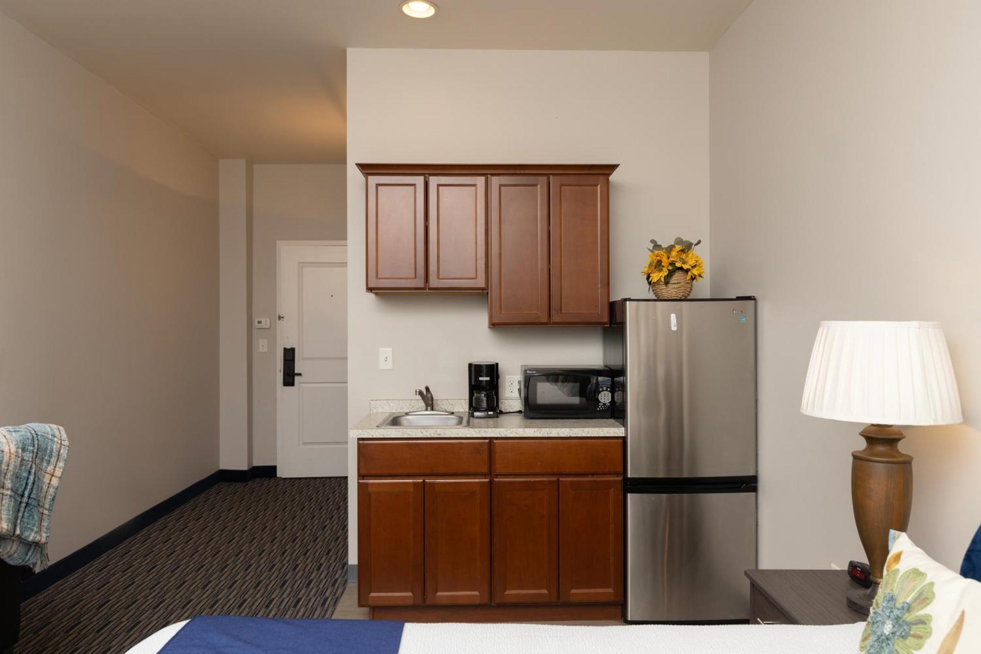 Brinton Suites Уест Честър Екстериор снимка