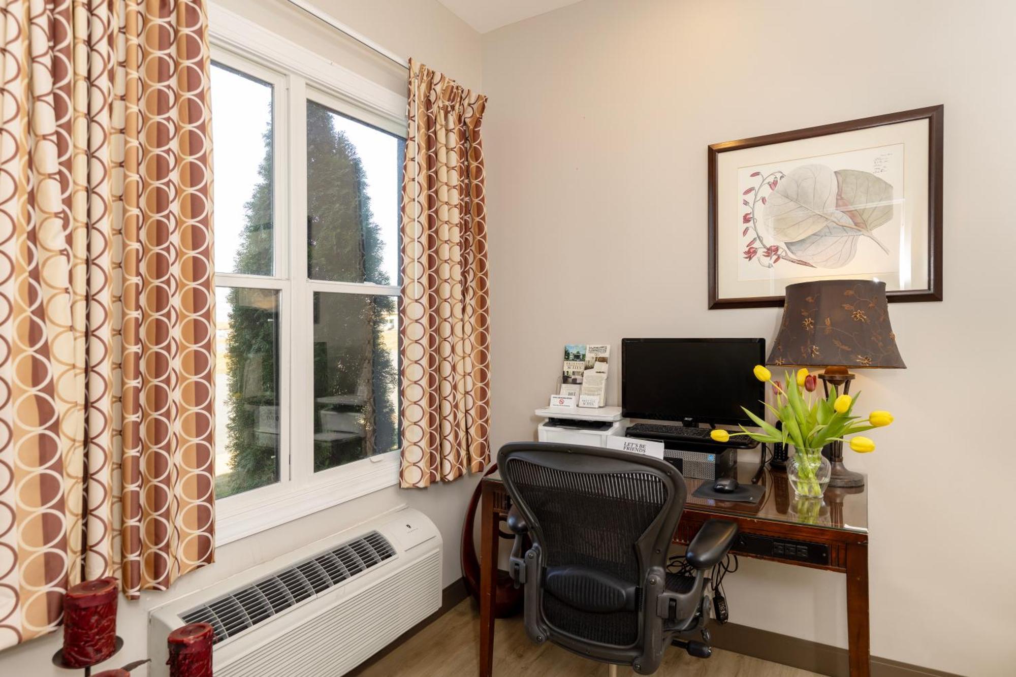 Brinton Suites Уест Честър Екстериор снимка