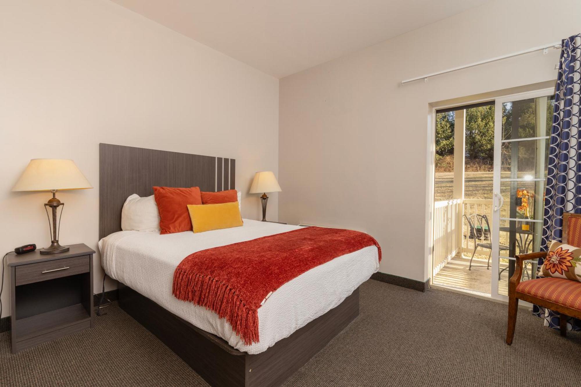 Brinton Suites Уест Честър Екстериор снимка