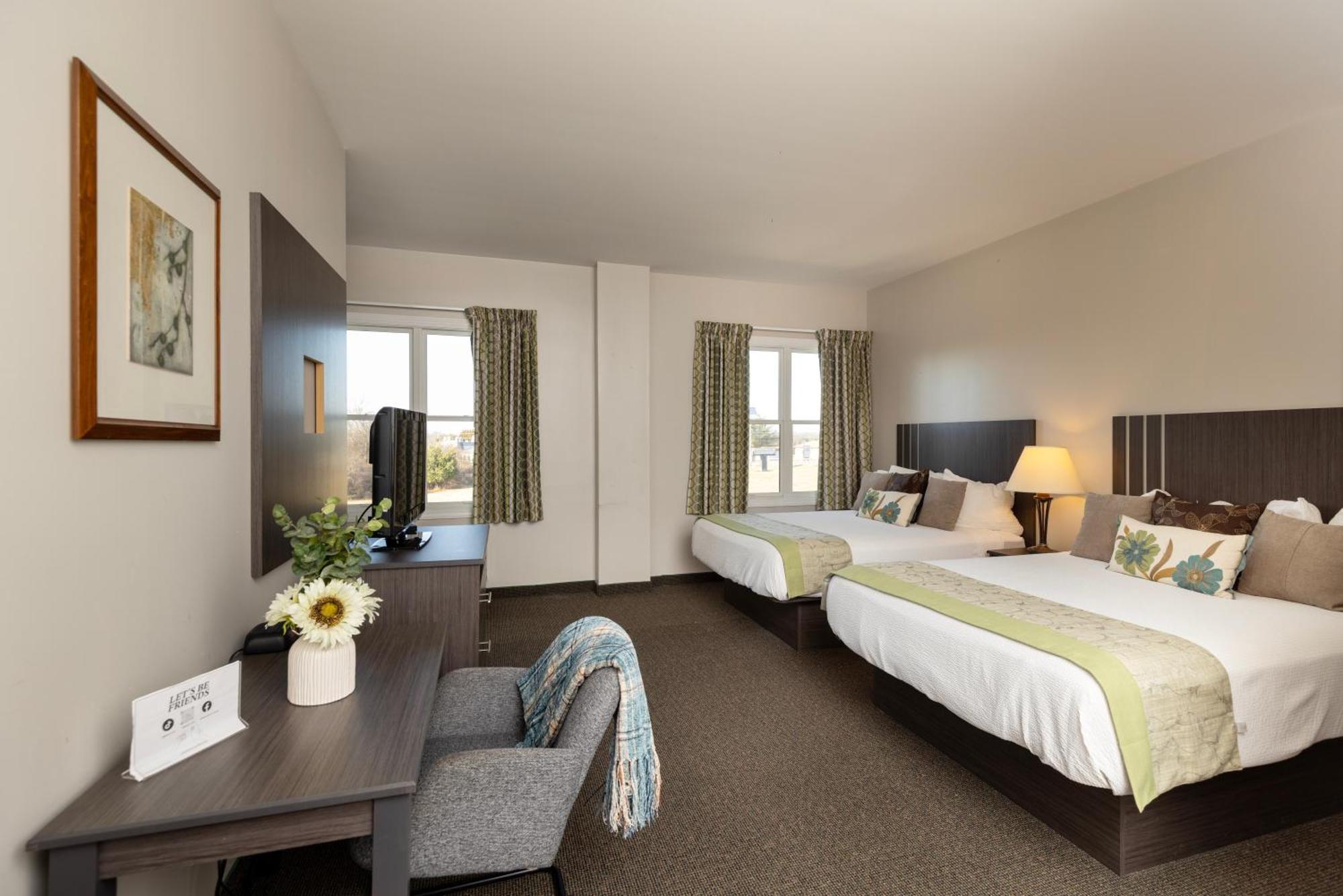 Brinton Suites Уест Честър Екстериор снимка
