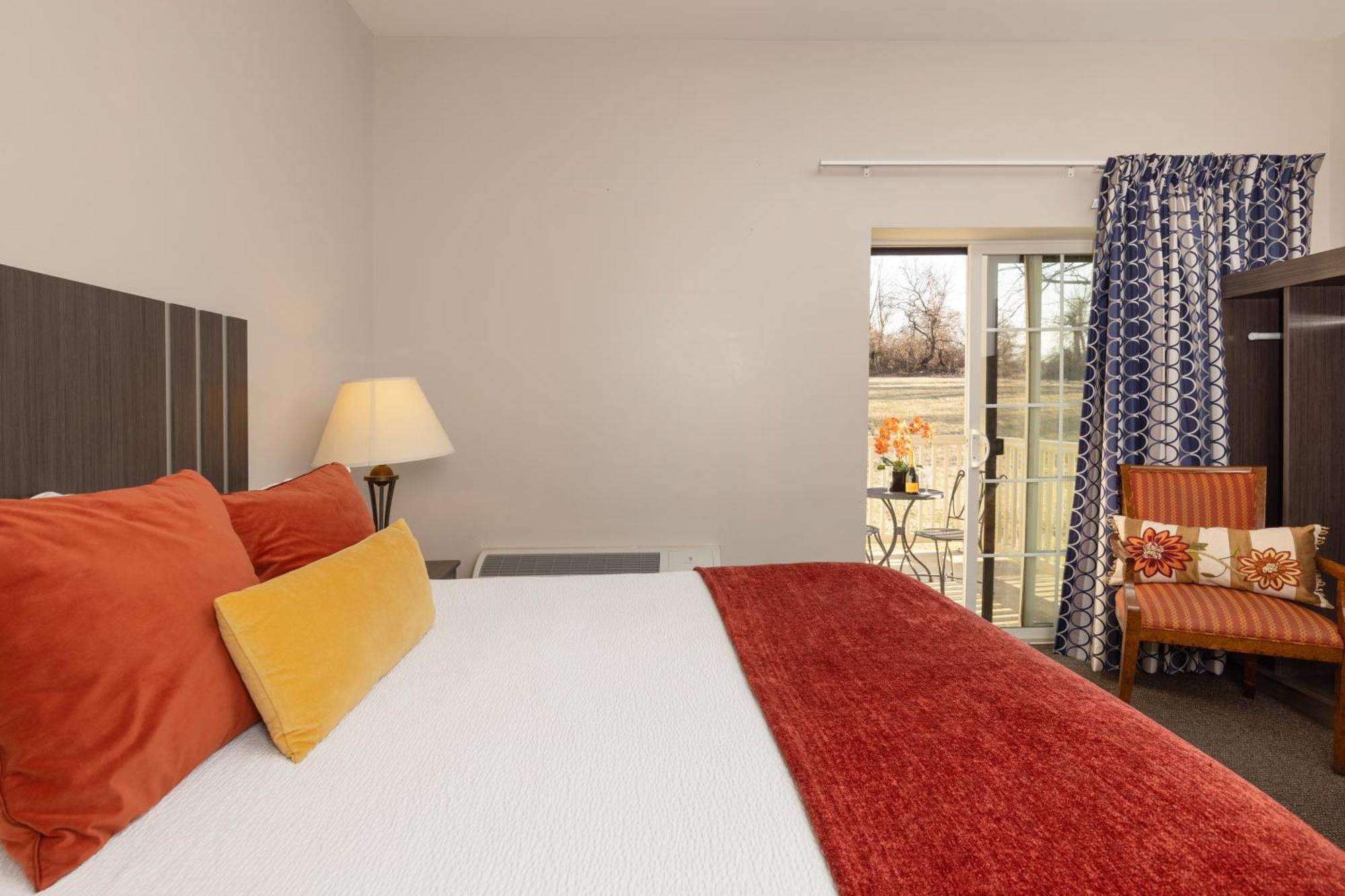 Brinton Suites Уест Честър Екстериор снимка